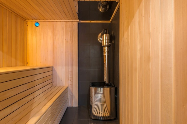 interier sauny drevo