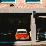 Staršie auto v garáži: Užitočná rezerva alebo finančná pasca?